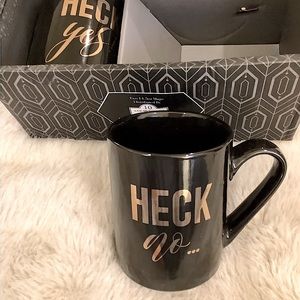 Yes or No Mugs NWT